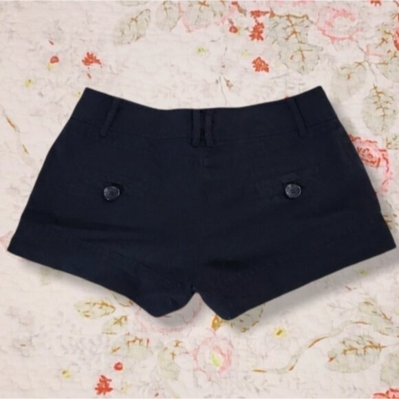 Vintage Black Linen Shorts - Picture 9 of 16